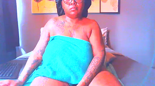 PearlSexxy69 online show from March 3, 2025, 6:04 am