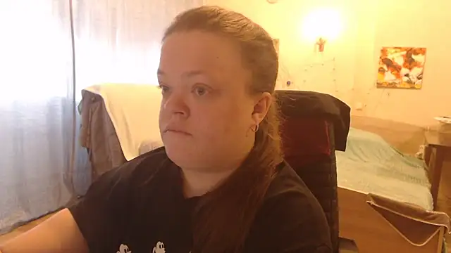 Snapshot of Janiffer_MiMi chatting on December 16, 2024, 9:03 am Janiffer MiMi online show from December 16, 2024, 9:03 am