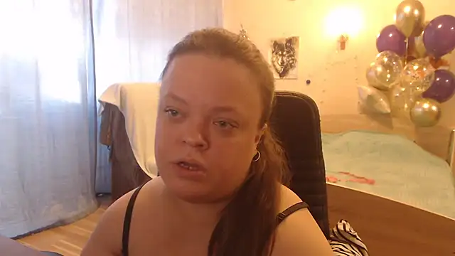 Snapshot of Janiffer_MiMi chatting on December 18, 2024, 12:07 pm Janiffer MiMi online show from December 18, 2024, 12:07 pm