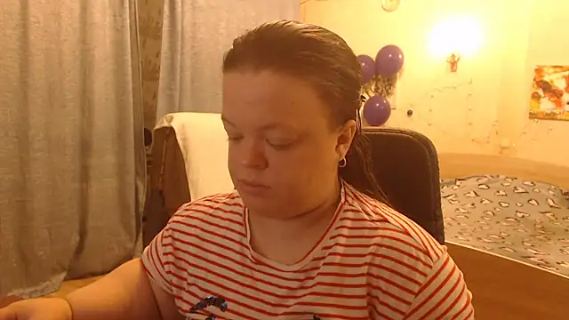 Snapshot of Janiffer_MiMi chatting on December 28, 2024, 5:46 pm Janiffer MiMi online show from December 28, 2024, 5:46 pm