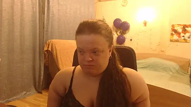 Snapshot of Janiffer_MiMi chatting on December 31, 2024, 1:15 am Janiffer MiMi online show from December 31, 2024, 1:15 am