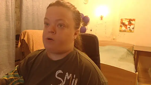 Snapshot of Janiffer_MiMi chatting on January 4, 2025, 7:44 pm Janiffer MiMi online show from January 4, 2025, 7:44 pm