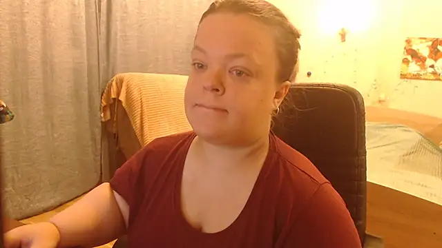 Snapshot of Janiffer_MiMi chatting on January 5, 2025, 4:59 pm Janiffer MiMi online show from January 5, 2025, 4:59 pm