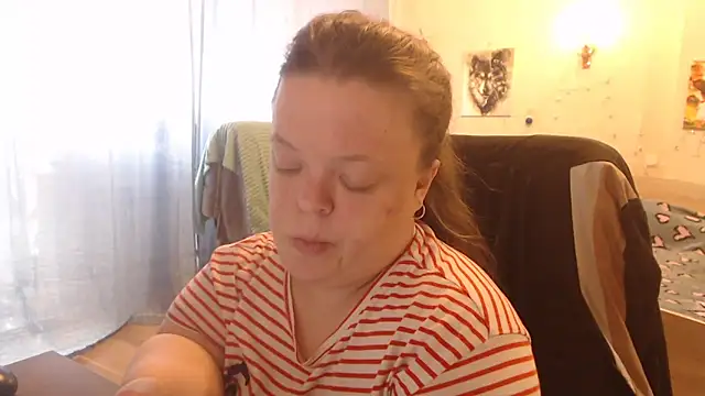 Snapshot of Janiffer_MiMi chatting on February 14, 2025, 2:02 pm Janiffer MiMi online show from February 14, 2025, 2:02 pm