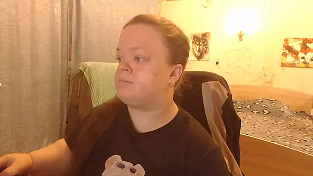 Snapshot of Janiffer_MiMi chatting on February 25, 2025, 5:47 pm Janiffer MiMi online show from February 25, 2025, 5:47 pm