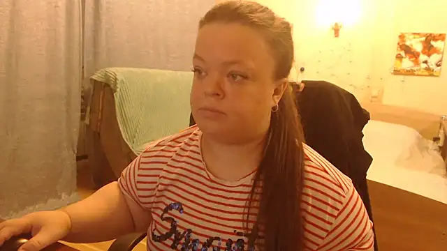 Snapshot of Janiffer_MiMi chatting on March 12, 2025, 5:49 pm Janiffer MiMi online show from March 12, 2025, 5:49 pm