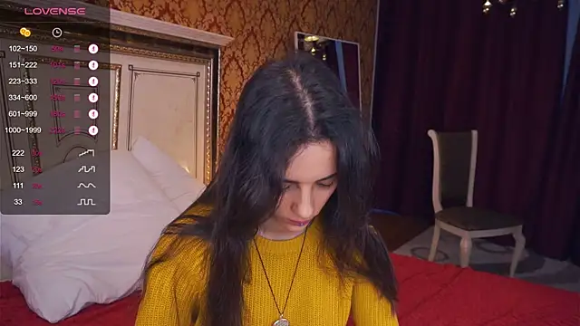 Snapshot of Holla_Molly chatting on January 23, 2025, 5:13 am Holla Molly online show from January 23, 2025, 5:13 am