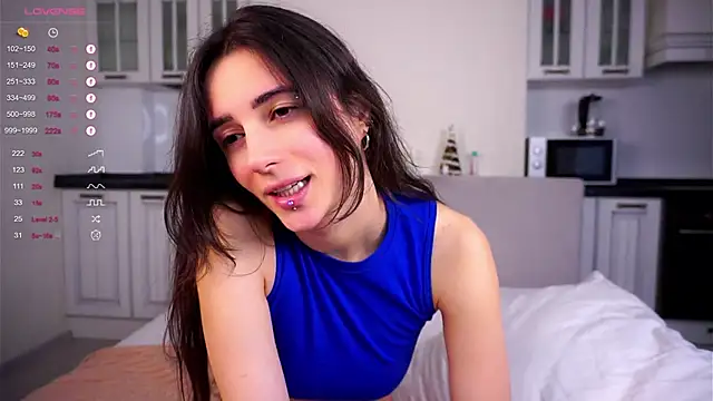 Snapshot of Holla_Molly chatting on February 25, 2025, 8:25 am Holla Molly online show from February 25, 2025, 8:25 am