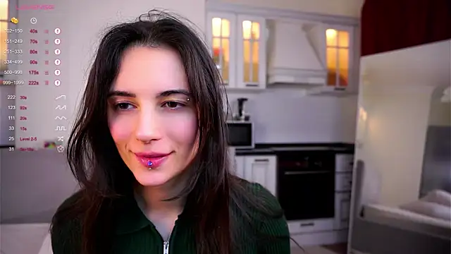 Snapshot of Holla_Molly chatting on February 27, 2025, 2:43 pm Holla Molly online show from February 27, 2025, 2:43 pm