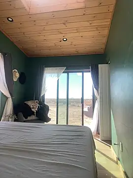 1-800-FUCKYOU online show from February 8, 2026, 6:22 pm