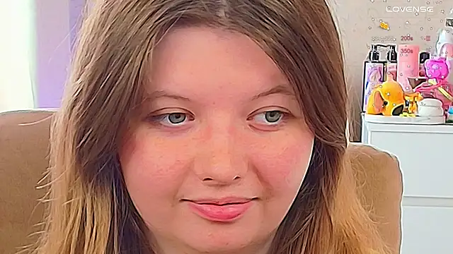 Vivian cutie online show from September 28, 2025, 12:32 pm