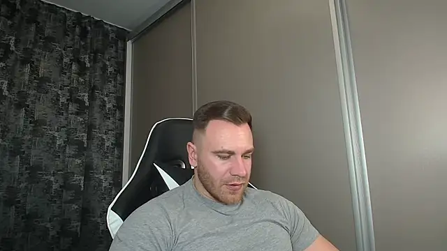 Thori92 online show from January 8, 2025, 6:52 pm