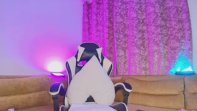 JacoboSwam online show from December 22, 2025, 12:18 am