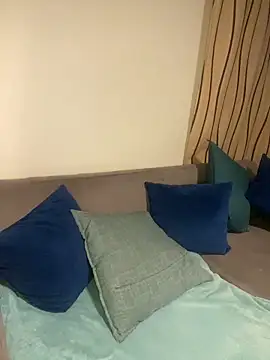 Snapshot of PETITE_NAOMI chatting on January 3, 2025, 12:54 am PETITE NAOMI online show from January 3, 2025, 12:54 am