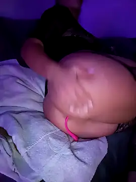 MilaRouche online show from September 12, 2025, 9:04 pm