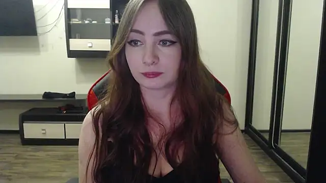 Laralianna online show from February 17, 2025, 9:52 pm