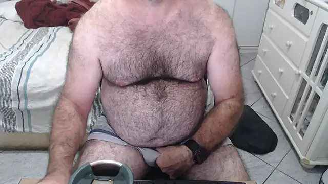 MysterBearMG online show from April 9, 2026, 3:28 am