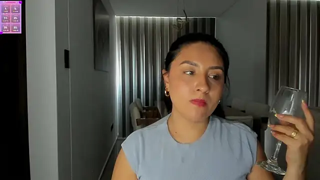 AnushaKumari online show from April 11, 2026, 5:39 pm