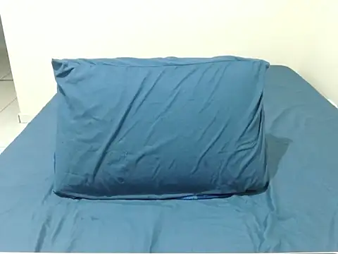 vaholiver online show from March 26, 2026, 10:04 pm