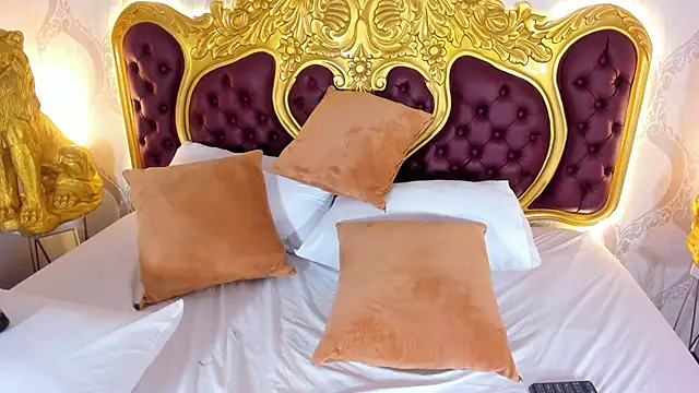 Dulce 26  online show from September 11, 2025, 5:13 pm