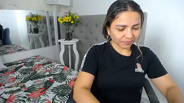 cum bigass online show from July 15, 2026, 12:21 pm