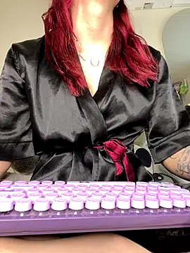 devlin nurmi online show from October 14, 2025, 1:23 pm