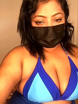 Snapshot of _Cute_ariana_ chatting on October 4, 2025, 7:50 am Cute ariana online show from October 4, 2025, 7:50 am