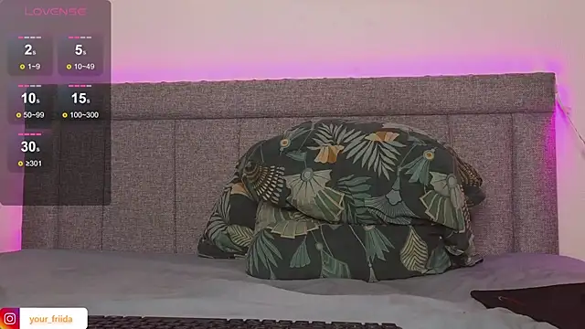 Snapshot of alwaysfrida chatting on December 13, 2024, 10:34 pm alwaysfrida online show from December 13, 2024, 10:34 pm