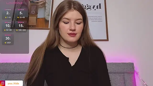 Snapshot of alwaysfrida chatting on December 22, 2024, 7:42 pm alwaysfrida online show from December 22, 2024, 7:42 pm