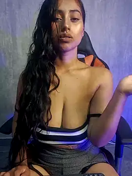 Valentinne z online show from February 9, 2025, 5:22 pm