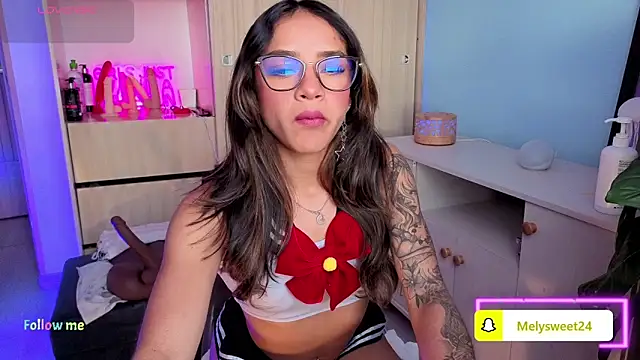 melisa es online show from September 10, 2025, 9:48 pm