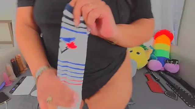 MeghanXO online show from April 9, 2026, 2:00 pm