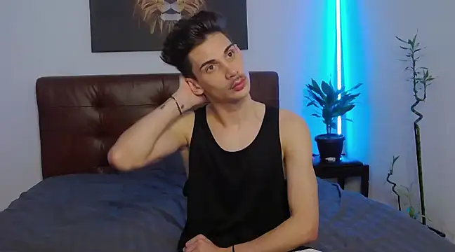 DanielCrush1 online show from January 11, 2025, 2:36 pm