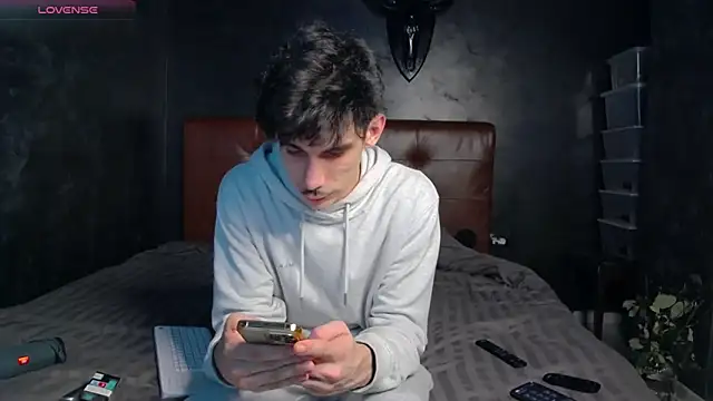 DanielCrush1 online show from February 24, 2026, 7:01 pm