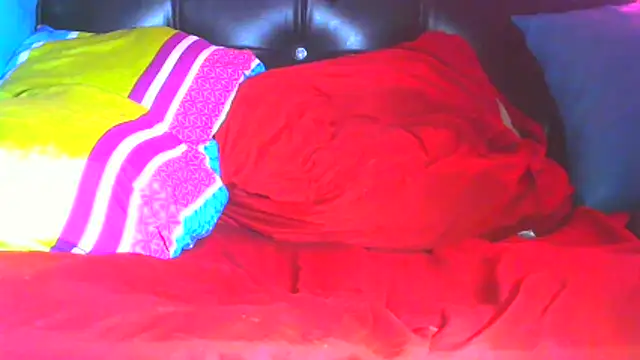 Queenofthenightx online show from March 8, 2026, 4:38 am