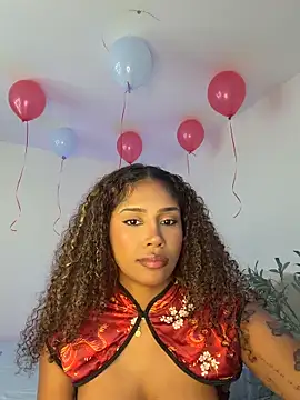 stormyy  online show from April 17, 2026, 11:08 pm