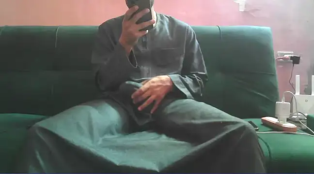 foxsanSs online show from February 10, 2025, 2:41 am