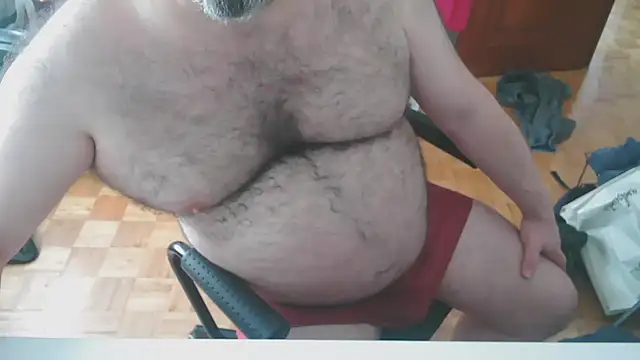 mikeyhotbear online show from February 17, 2025, 11:55 am