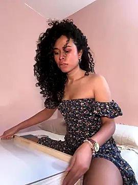 GabriSaenz online show from December 3, 2024, 12:59 pm