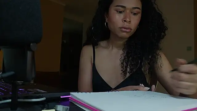 GabriSaenz online show from January 17, 2025, 1:15 am