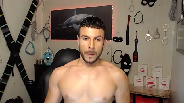 Snapshot of bayronfit chatting on May 25, 2026, 10:27 pm bayronfit online show from May 25, 2026, 10:27 pm