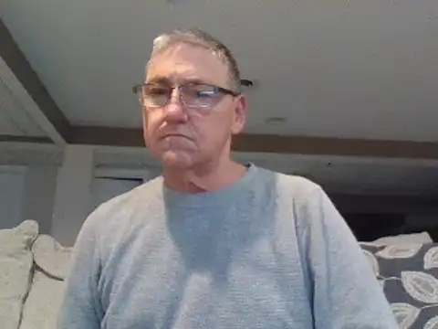 Snapshot of takeitall101 chatting on December 28, 2024, 6:28 am takeitall101 online show from December 28, 2024, 6:28 am