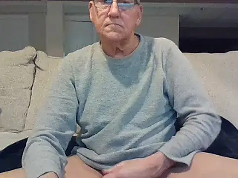 Snapshot of takeitall101 chatting on February 15, 2025, 9:27 am takeitall101 online show from February 15, 2025, 9:27 am