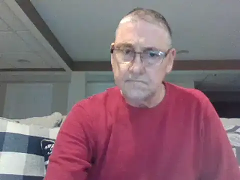 Snapshot of takeitall101 chatting on March 23, 2025, 8:26 am takeitall101 online show from March 23, 2025, 8:26 am