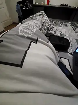 damndawg777 online show from November 19, 2025, 7:14 pm