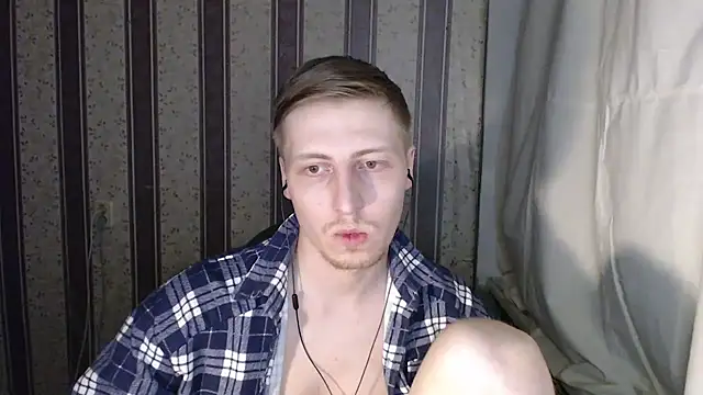 darienlarge online show from February 22, 2025, 9:15 pm