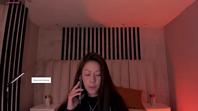 ErikaBenz  online show from May 25, 2026, 12:33 pm