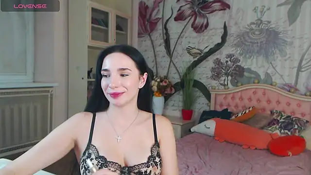 AliciaBow online show from December 2, 2024, 4:31 pm