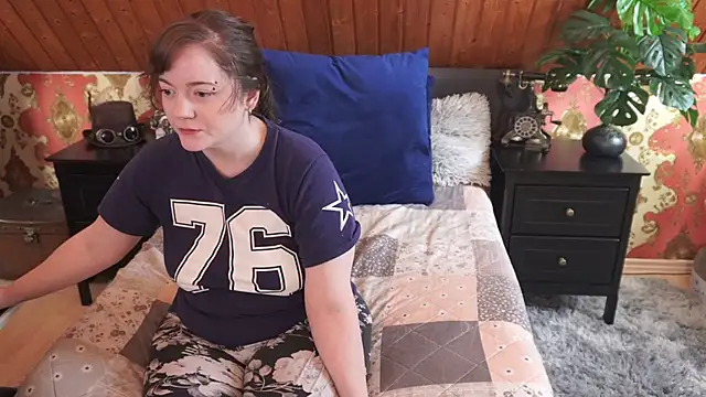 Snapshot of TessaWinter chatting on March 29, 2026, 2:28 pm TessaWinter online show from March 29, 2026, 2:28 pm