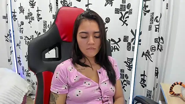 Snapshot of Dalia_D chatting on March 6, 2025, 5:35 am Dalia D online show from March 6, 2025, 5:35 am